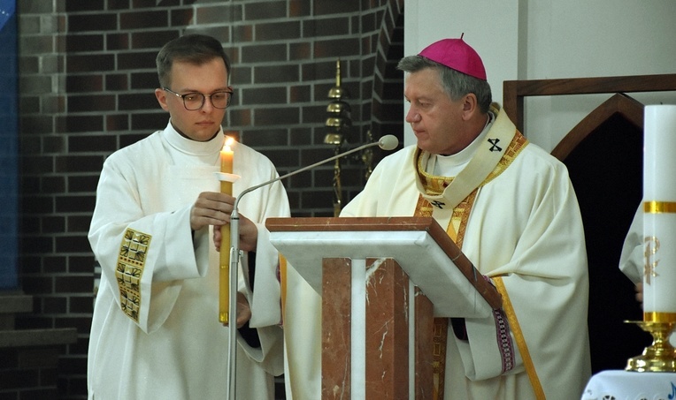 Poświęcenie kościoła pw. NMP Fatimskiej w Oleśnicy