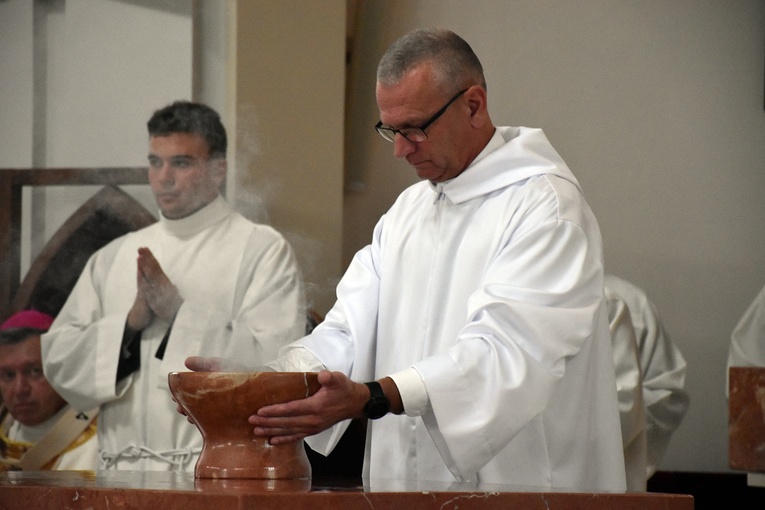 Poświęcenie kościoła pw. NMP Fatimskiej w Oleśnicy