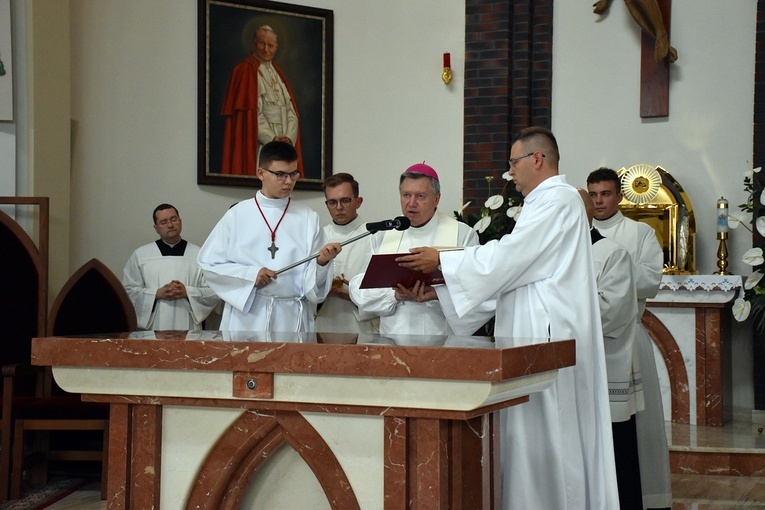 Poświęcenie kościoła pw. NMP Fatimskiej w Oleśnicy