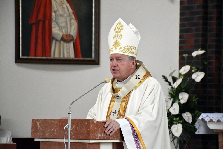 Poświęcenie kościoła pw. NMP Fatimskiej w Oleśnicy