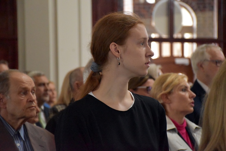 Poświęcenie kościoła pw. NMP Fatimskiej w Oleśnicy