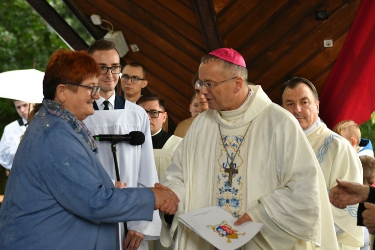 Pielgrzymka różańcowa do Rokitna