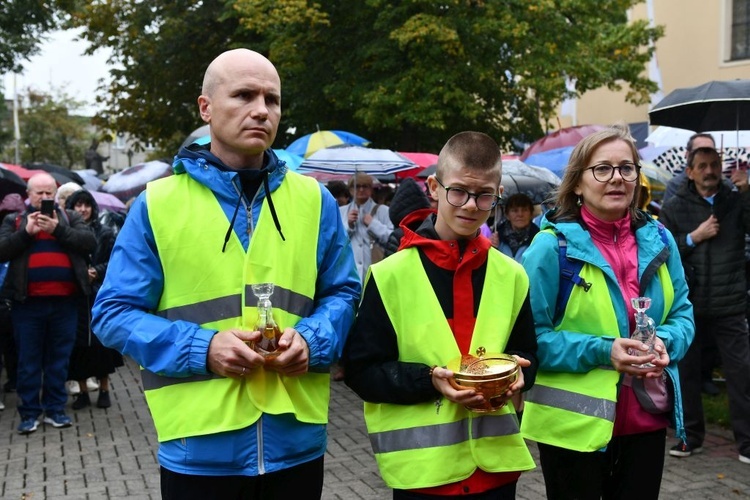 Pielgrzymka różańcowa do Rokitna