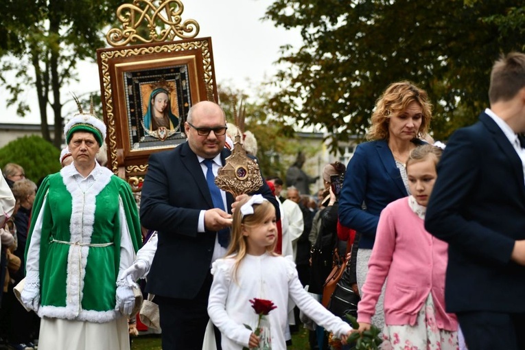 Pielgrzymka różańcowa do Rokitna