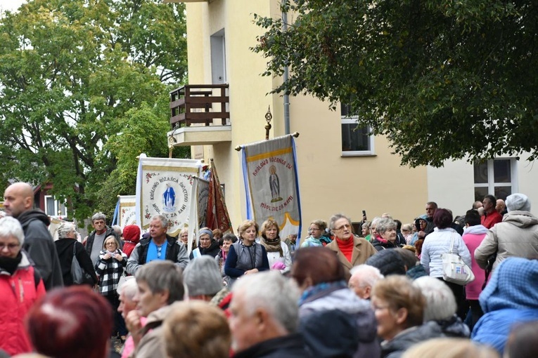 Pielgrzymka różańcowa do Rokitna