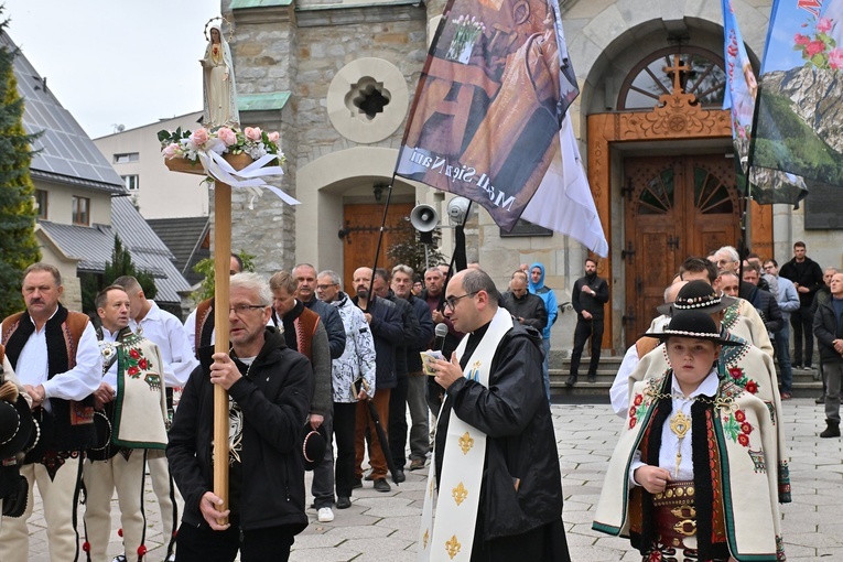 Męski Różaniec na Krupówkach 