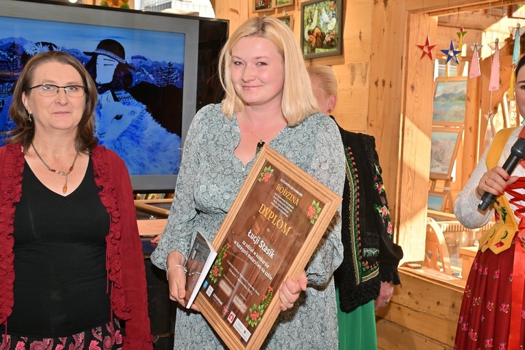 Rozstrzygnięcie konkursu "Rodzina" 