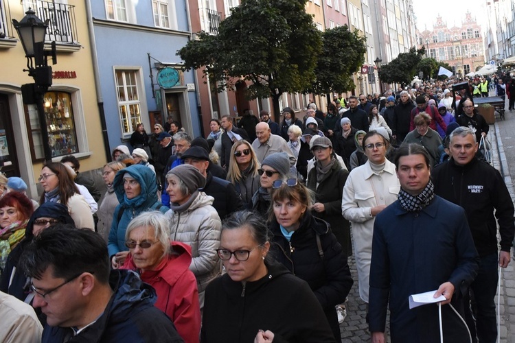 Rodzinna Procesja Różańcowa