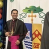 bp Earl K. Fernandes