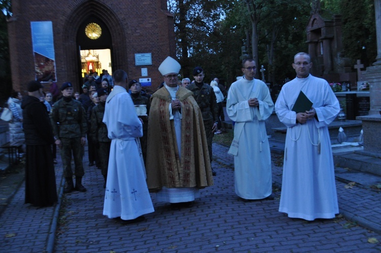 Płock. Pogrzeb dzieci nienarodzonych