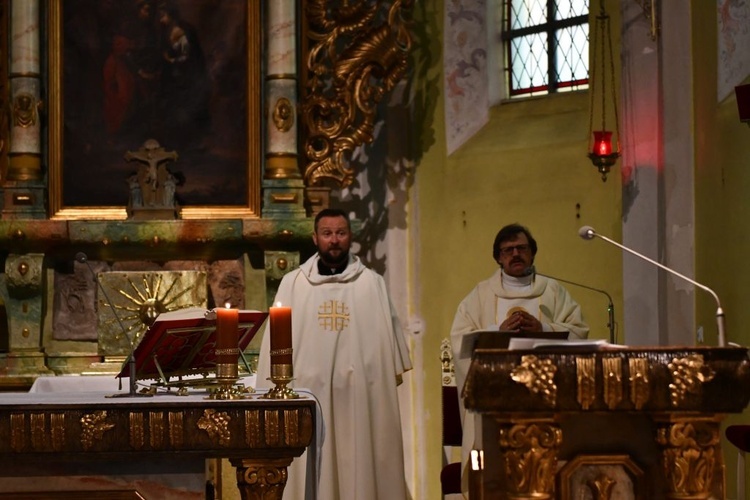 Żagańskie Jodełki śpiewają i tańczą już 20 lat