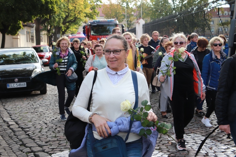 X Diecezjalna Pielgrzymka Kobiet "Przy sercu Maryi" - wędrówka