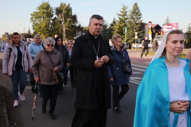 X Diecezjalna Pielgrzymka Kobiet "Przy sercu Maryi" - wędrówka