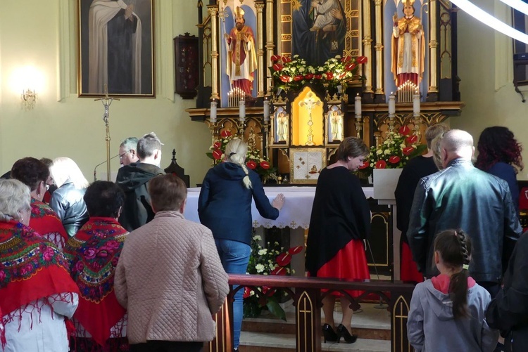 Poświęcenie kościoła Matki Bożej Szkaplerznej w Godziszce