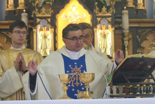 Poświęcenie kościoła Matki Bożej Szkaplerznej w Godziszce
