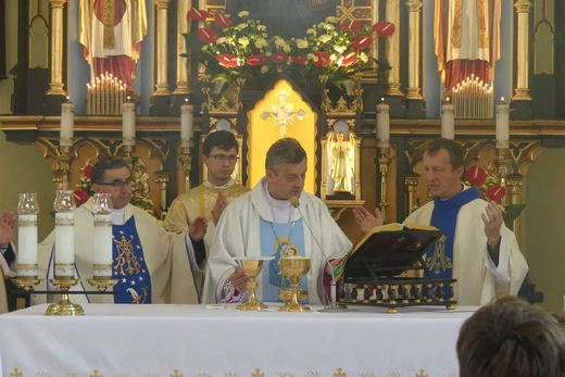 Poświęcenie kościoła Matki Bożej Szkaplerznej w Godziszce