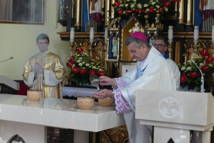 Poświęcenie kościoła Matki Bożej Szkaplerznej w Godziszce