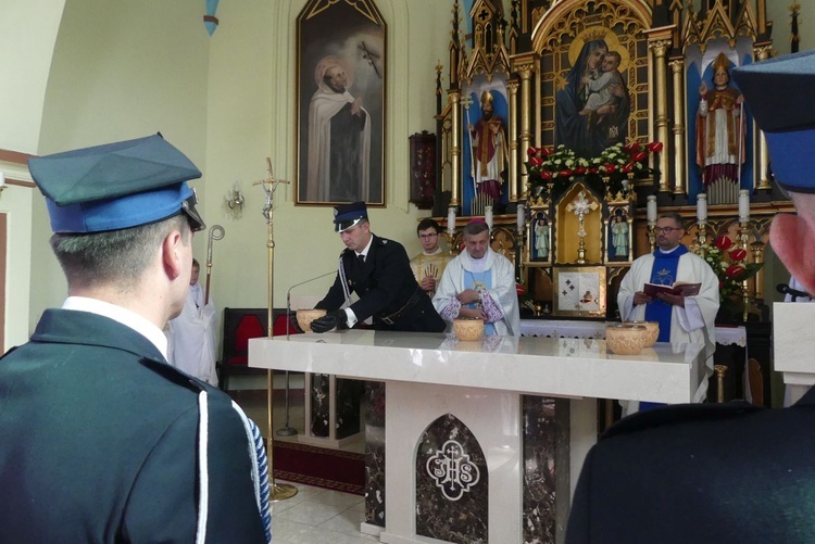 Poświęcenie kościoła Matki Bożej Szkaplerznej w Godziszce