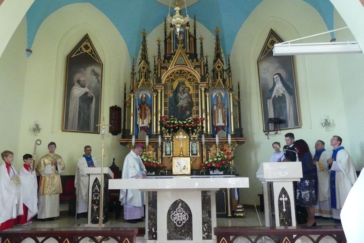 Poświęcenie kościoła Matki Bożej Szkaplerznej w Godziszce