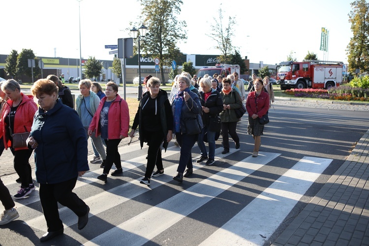 X Diecezjalna Pielgrzymka Kobiet - wędrówka cz. 2