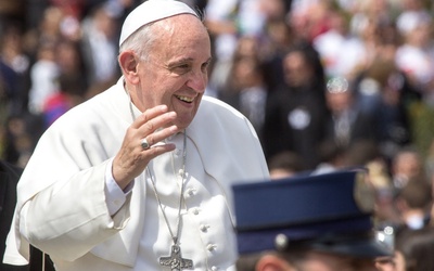 Papież: modlitwa i działalność charytatywna dają wolność