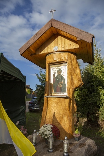 Kapliczka w Zielenicy