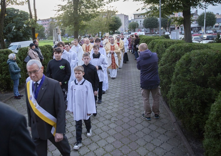 Skrzatuska Pieta w Sławnie - cz. 1