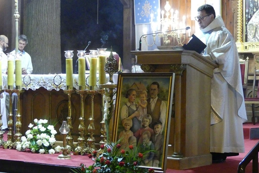Zakończenie peregrynacji relikwii bł. rodziny Ulmów w Rychwałdzie