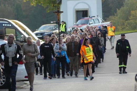 Zakończenie peregrynacji relikwii bł. rodziny Ulmów w Rychwałdzie