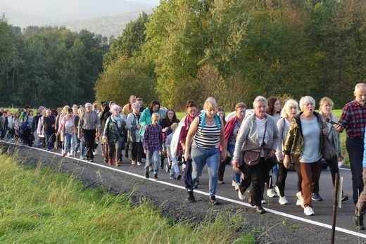 Zakończenie peregrynacji relikwii bł. rodziny Ulmów w Rychwałdzie