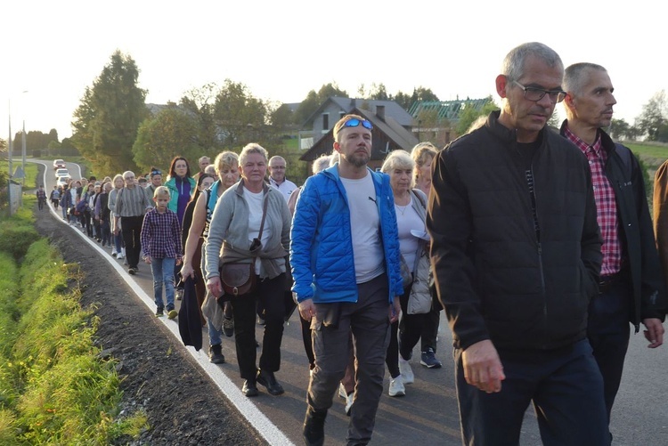 Zakończenie peregrynacji relikwii bł. rodziny Ulmów w Rychwałdzie