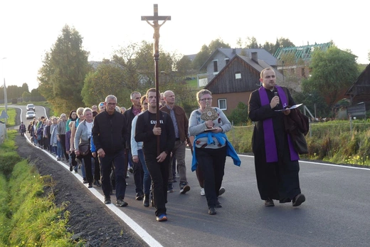 Zakończenie peregrynacji relikwii bł. rodziny Ulmów w Rychwałdzie