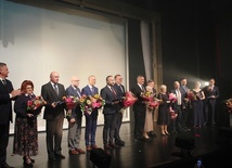 Osoby zasłużone dla radomskiego muzeum otrzymały okolicznościowe medale.