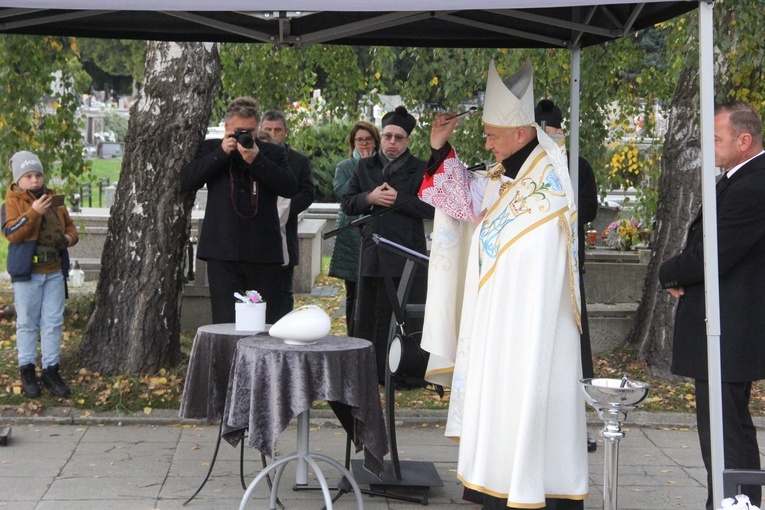 Tarnów-Mościce. Pochówek dzieci utraconych