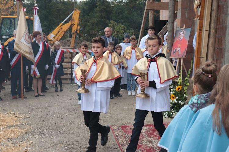 Chojnik. Uroczystość wmurowania kamienia węgielnego