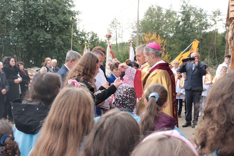 Chojnik. Uroczystość wmurowania kamienia węgielnego