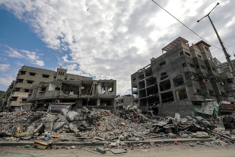 KE: UE rozpoczyna powietrzną operację humanitarną w celu dostarczenia pomocy do Strefy Gazy