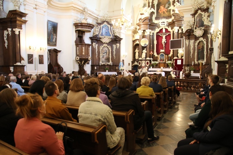 Płock. Ślubowanie w Szkołach Katolickich