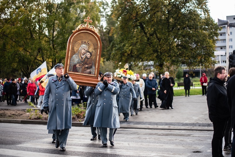 Gdyński przemarsz z Różańcem w ręku