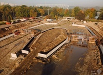 Chorzów. W Parku Śląskim trwają prace przy modernizacji Kanału Regatowego