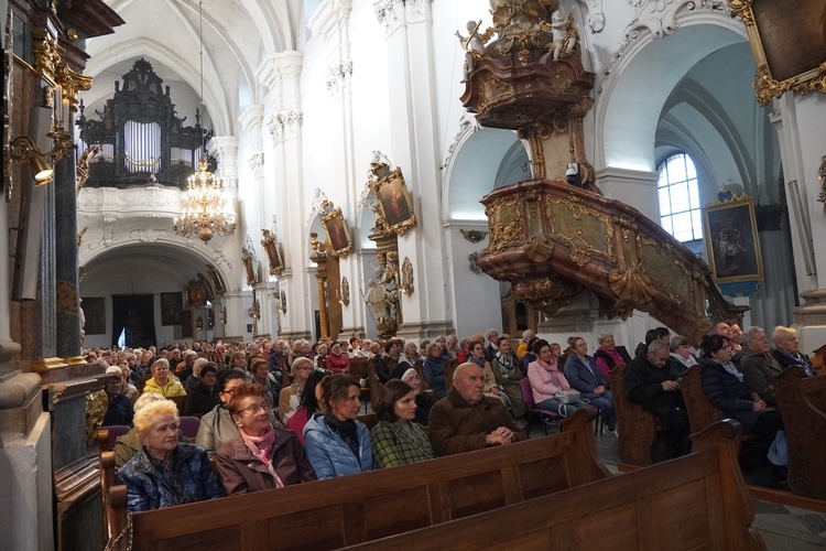 Pielgrzymka do Trzebnicy 2023. Modlitwa kobiet