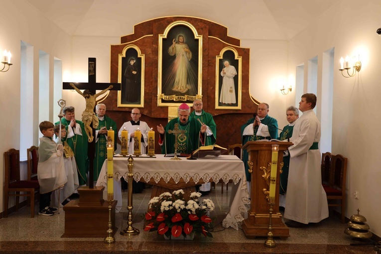 Poświęcenie kaplicy cmentarnej w Raniżowie