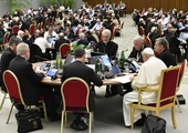 Synod o wkładzie kobiet w życie Kościoła i wysiłkach na rzecz pokoju