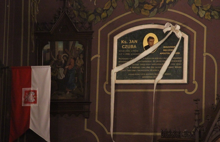 Księża rodacy ufundowali epitafium dla ks. Jana Czuby
