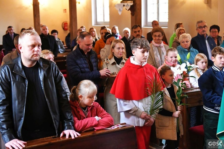 Relikwie bł. rodziny Ulmów już na stałe w zielonogórskiej Zawadzie