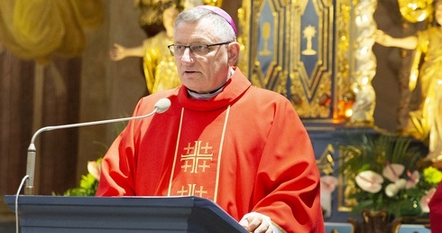 Bp Zadarko: Kościół nie jest punktem serwisowym 