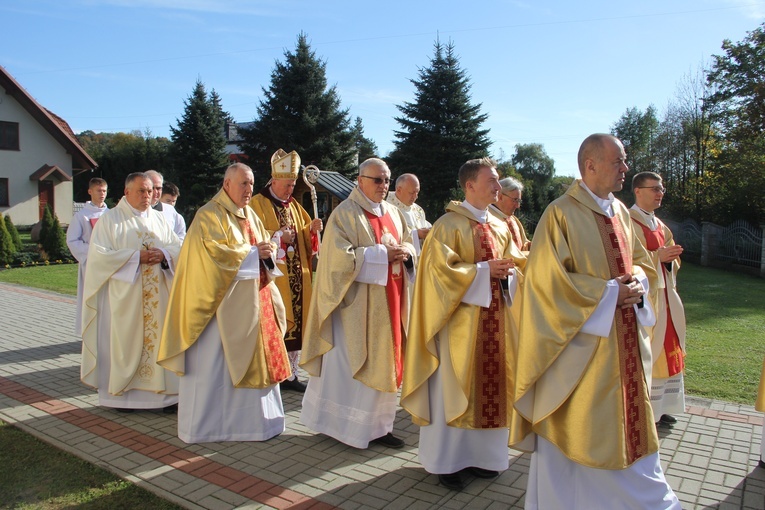 Łoniowa. Dedykacja kościoła