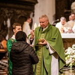 Eucharystia w święto świętych Szymona i Judy Tadeusza