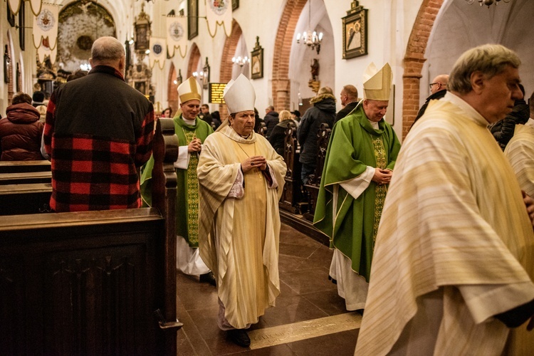 Eucharystia w święto świętych Szymona i Judy Tadeusza