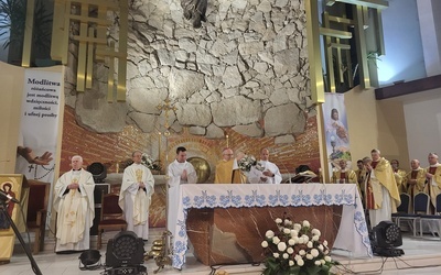 Dziękczynnej Eucharystii przewodniczył abp Stanisław Budzik.